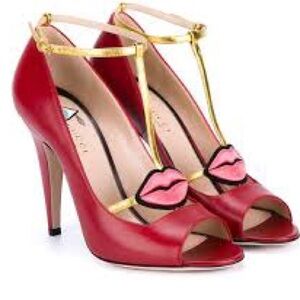 👠 Gucci Molina leather heels